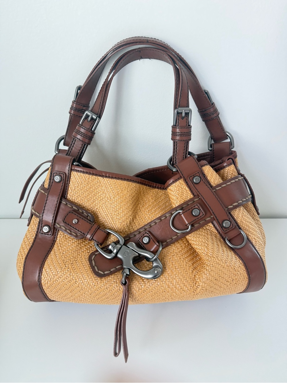 Francesco Biasia straw and leather shoulder bag
